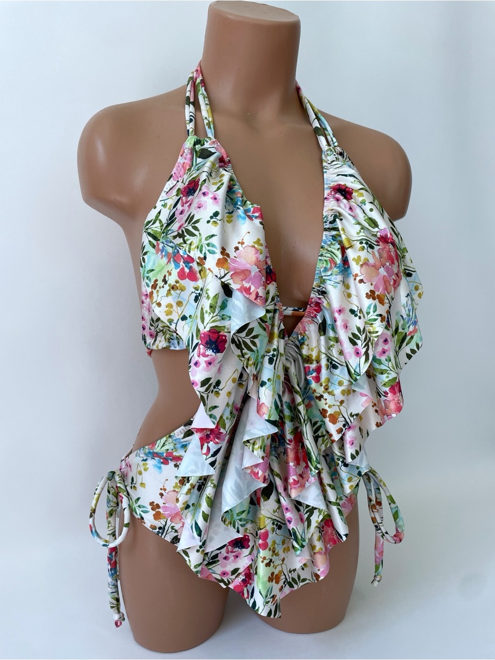 Ruffled Floral Halter One-Piece Swimsuit - Pink & Green - Picture 16 of 17